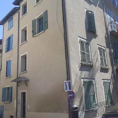 Charmant Petit Studio Au Coeur De Figeac Exterior foto
